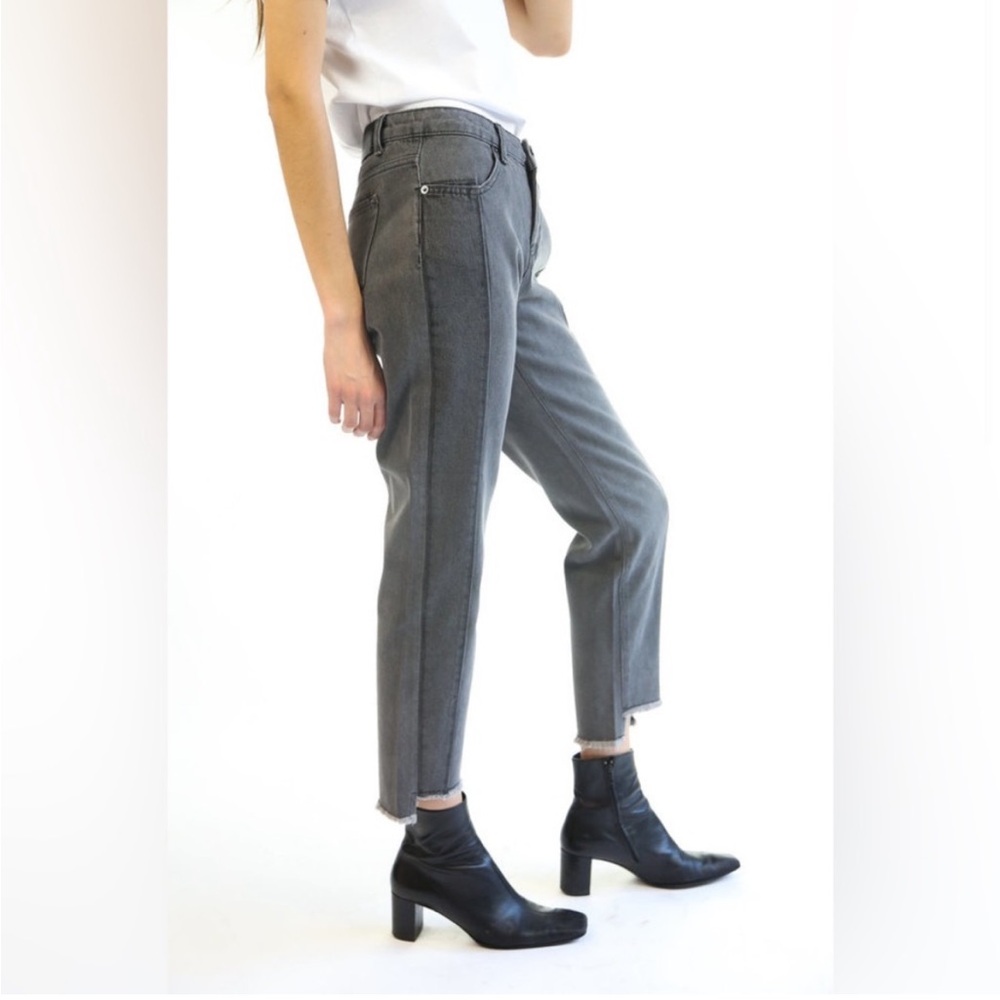 Just Female Woman’s two tone dark gray 100% cotton mom jeans size 31